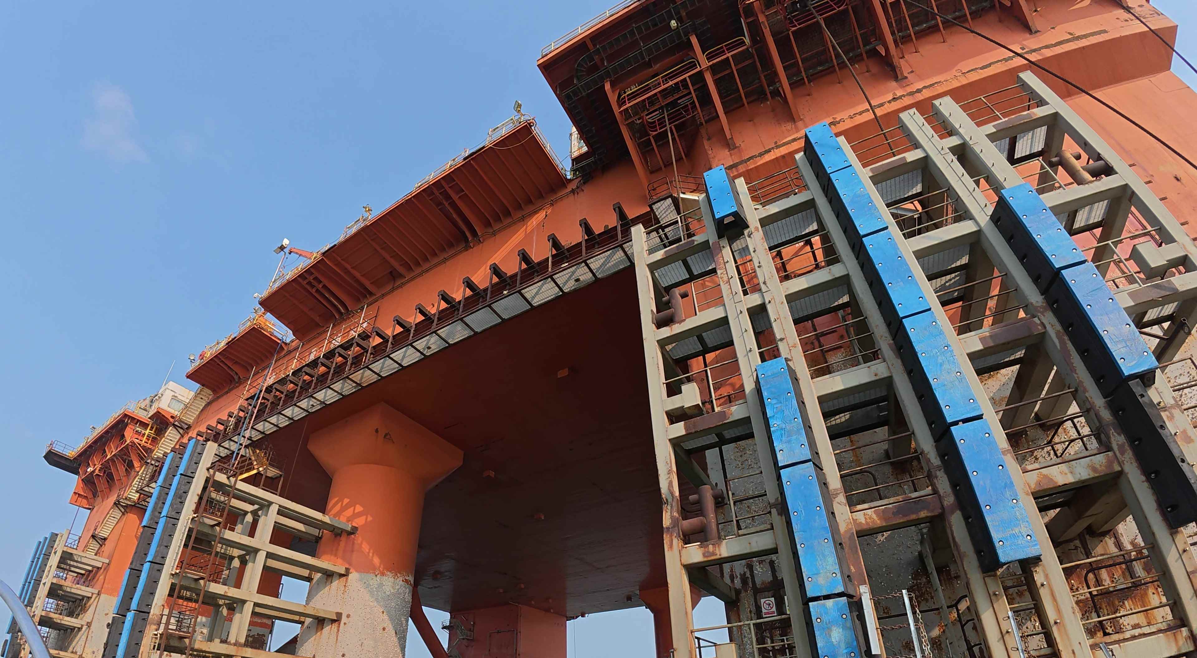 Frontal Frame For Offshore Platform